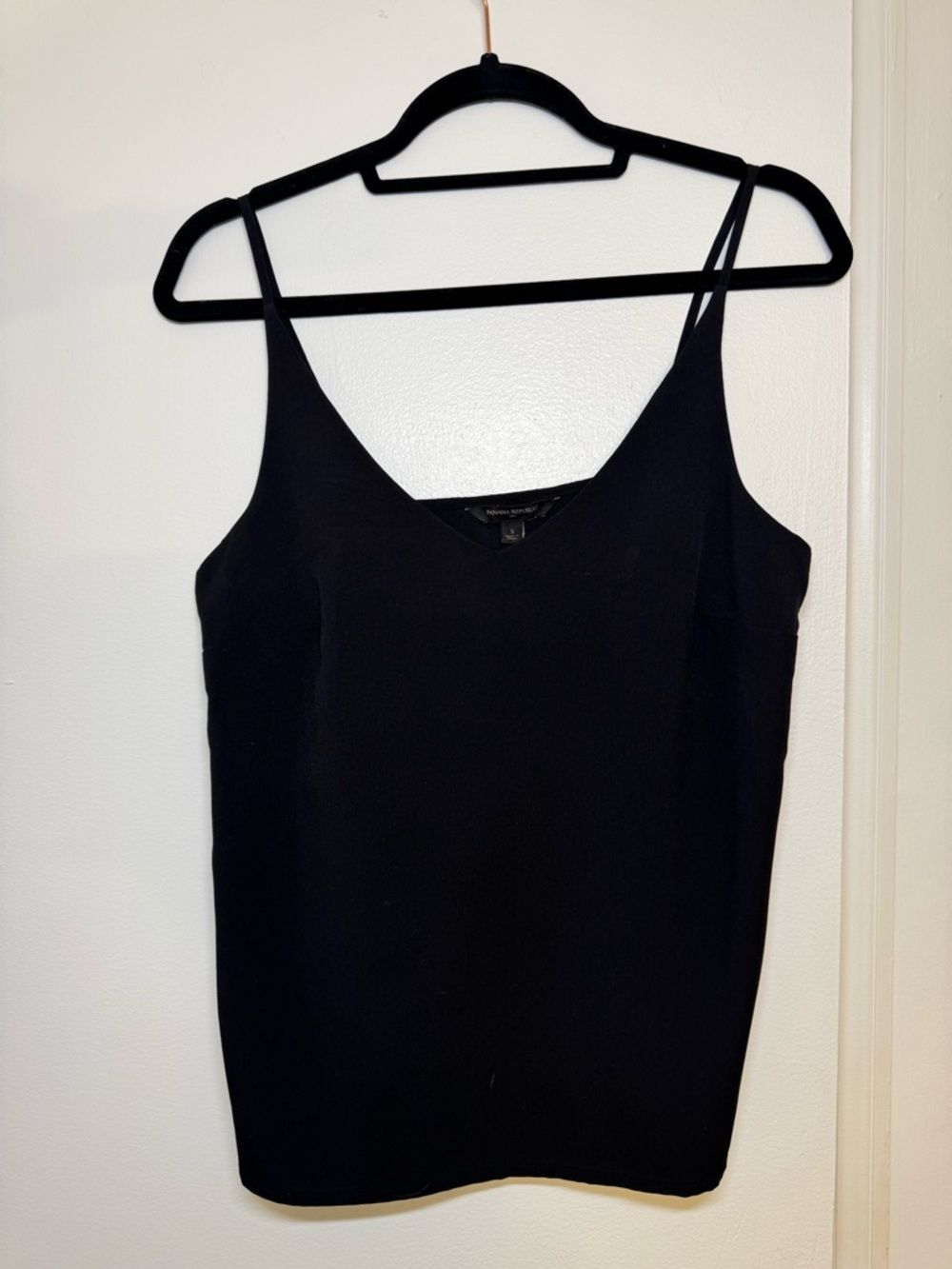 Banana Republic Black V-Neck Spaghetti Strap Camisole